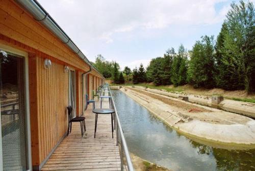 Motel Дачице Экстерьер фото