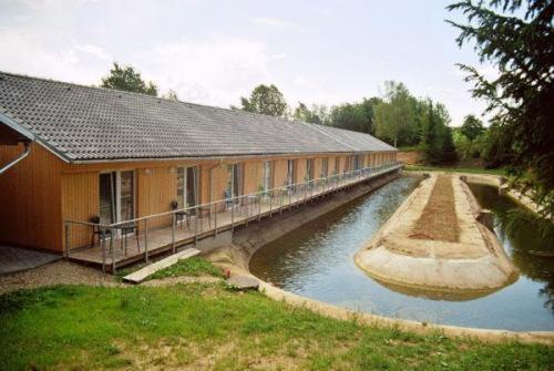 Motel Дачице Экстерьер фото
